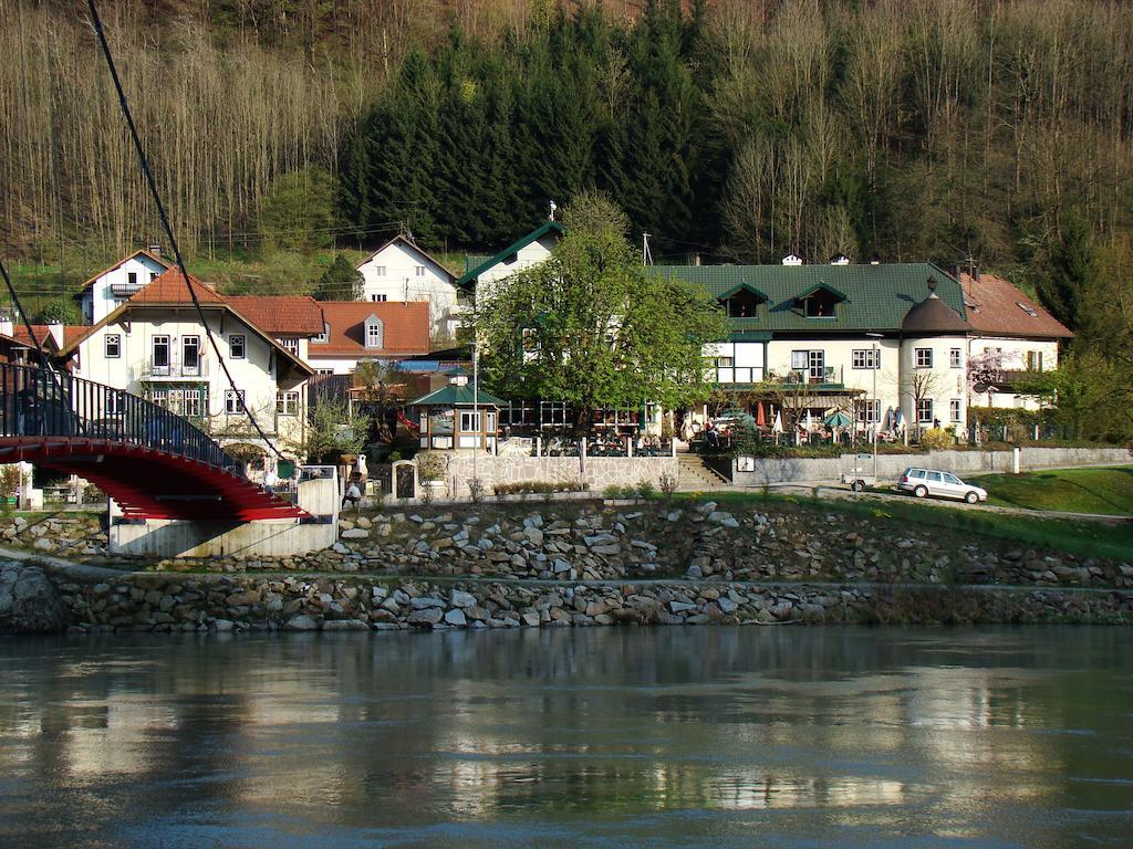 Mosthaeusl Wernstein am Inn Buitenkant foto